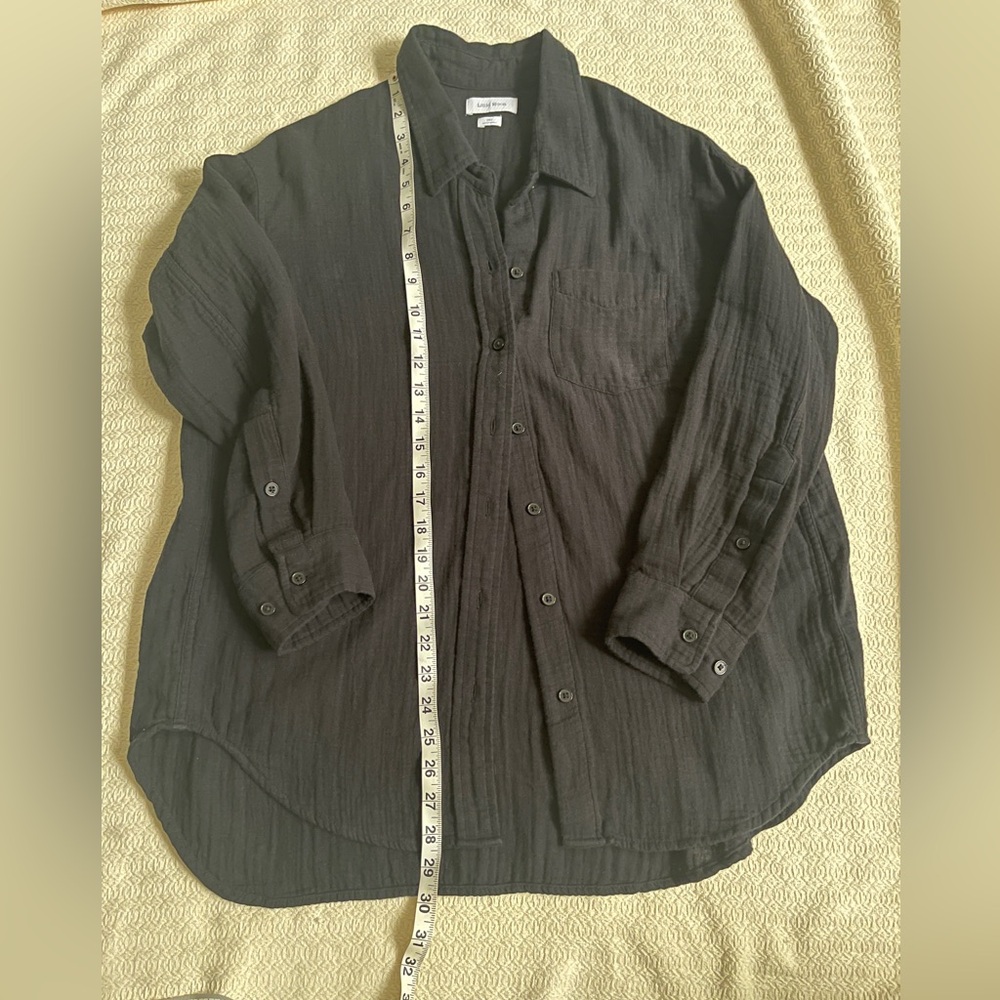 Aritzia Little Moon Relaxed Shirt (organic cotton button-up)